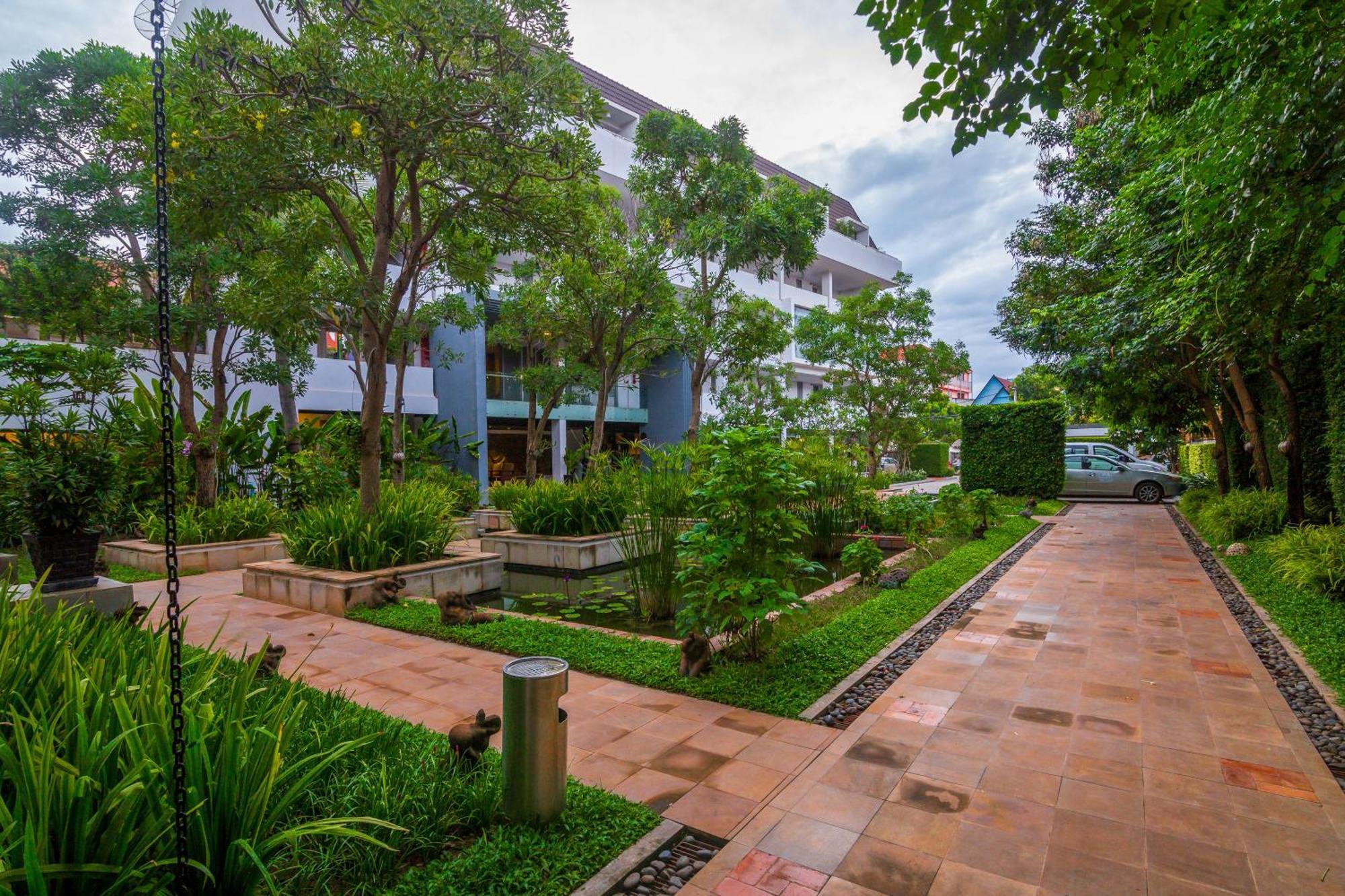 Damrei Residence & Spa Siem Reap Exteriör bild